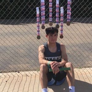 Meet your Posher, Jj